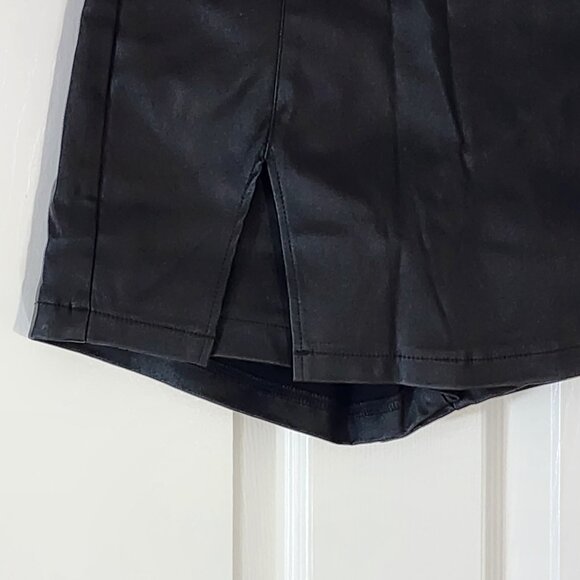 Faux Leather Mini Skort, Black, Size S, Uptown Funk, Whimsy Goth, Rocker Chic - Picture 2 of 4